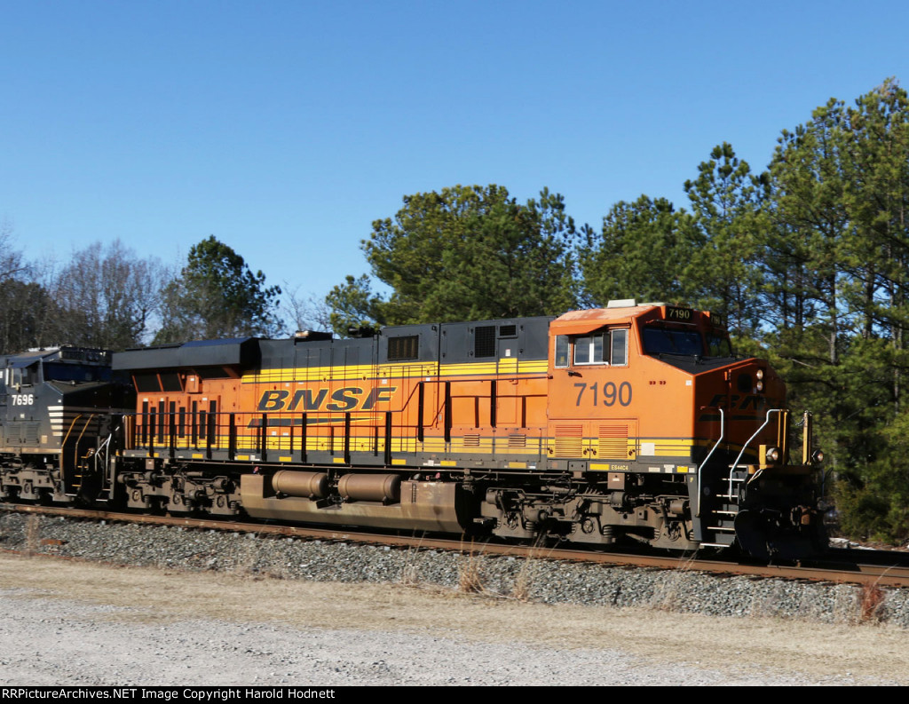 BNSF 7190